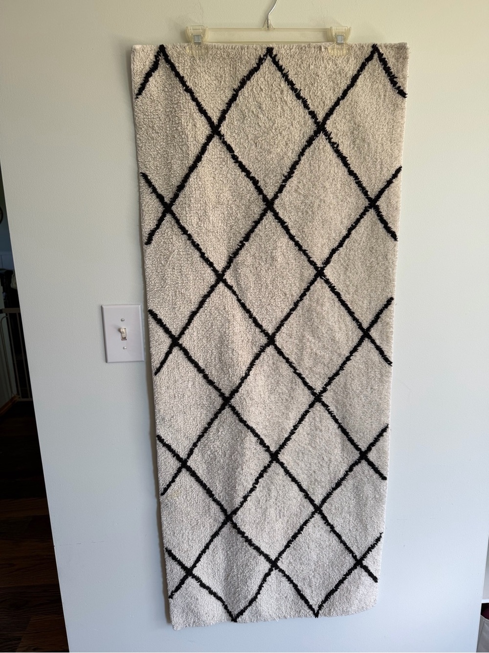 Home The Collection Neutral Diamond Pattern Rug Runner - Black & Cream